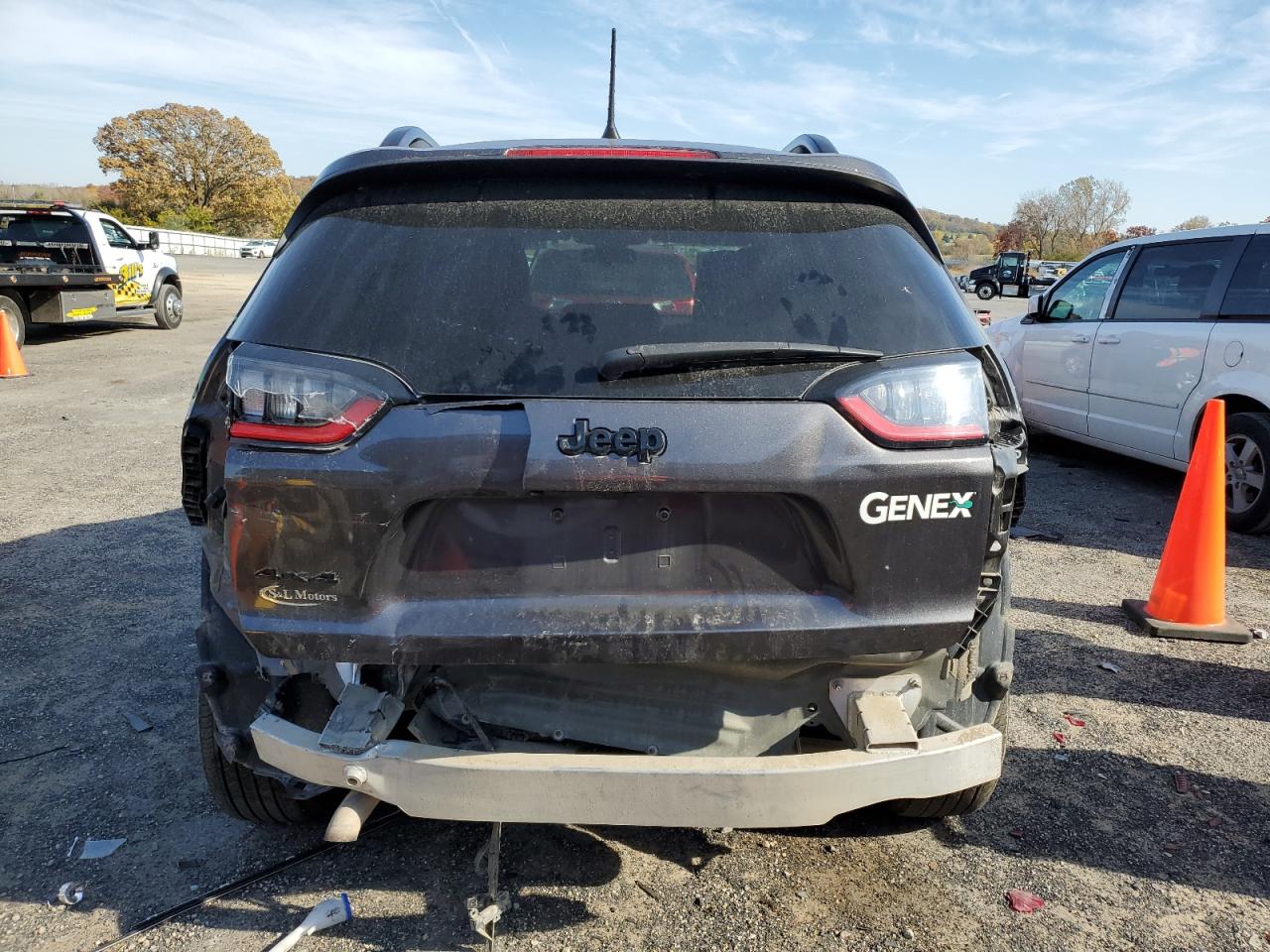 2020 Jeep Grand Cherokee VIN 1C4PJMLB5LD579984 Copart auction photo, rear end damage thumbnail 6