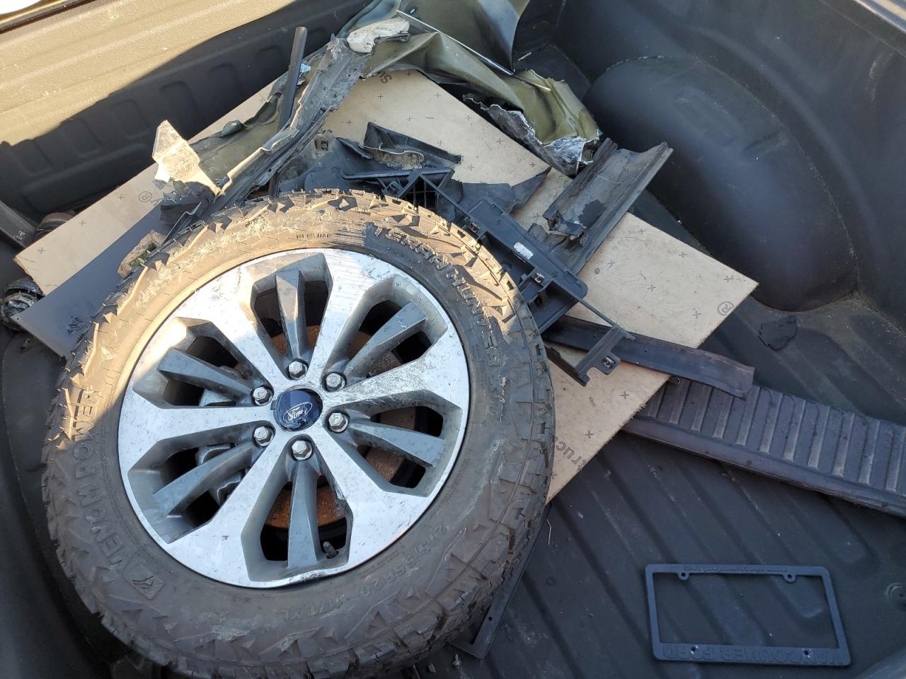 2019 Ford F-150 VIN 1FTEW1E44KKD64676 Copart auction photo, all over / front end damage thumbnail 12