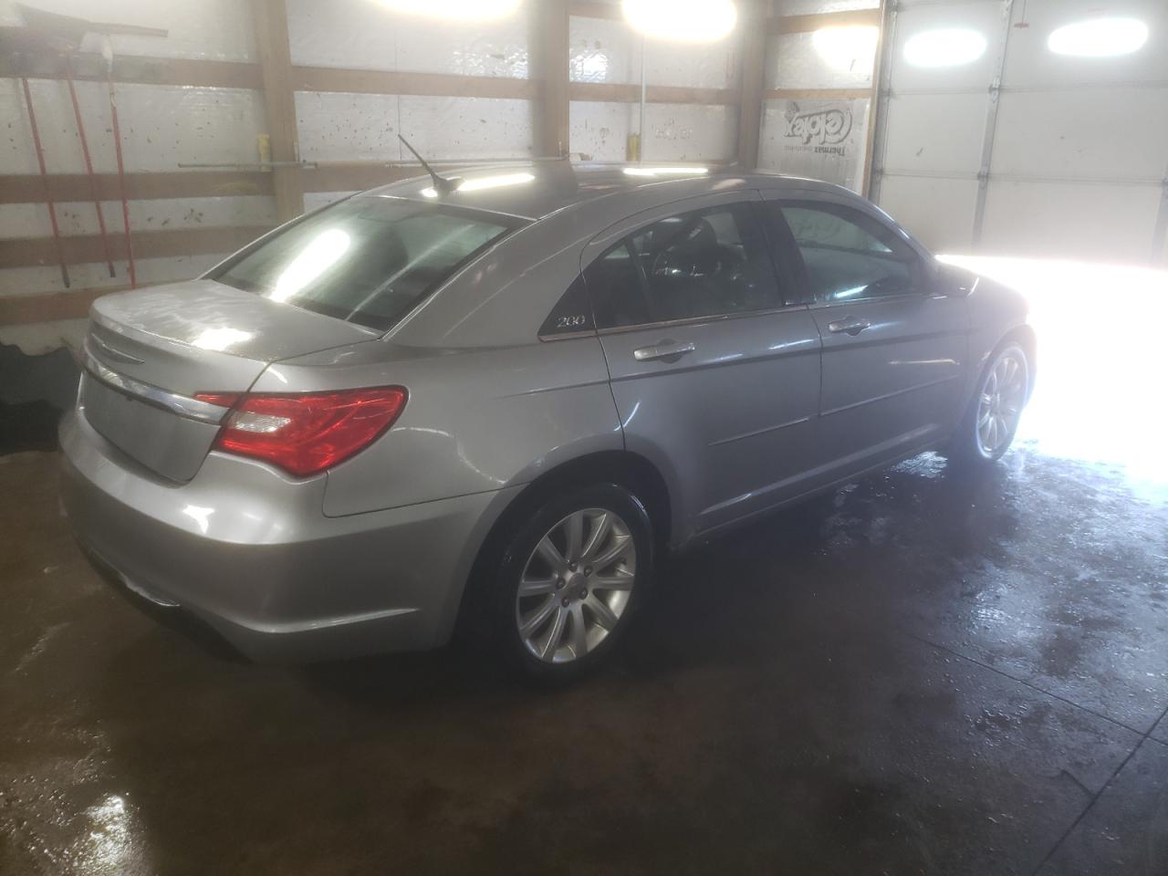 2013 Chrysler 200 VIN 1C3CCBBGXDN669108 Copart auction photo, rear end / side damage thumbnail 3