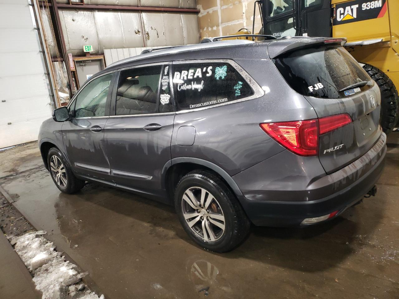 2017 Honda Pilot VIN 5FNYF6H52HB024818 Copart auction photo, front end damage thumbnail 2