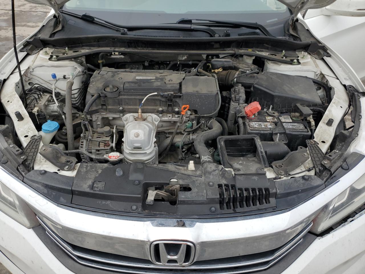 2017 Honda Accord VIN 1HGCR2F72HA052756 Copart auction photo, front end / side damage thumbnail 11