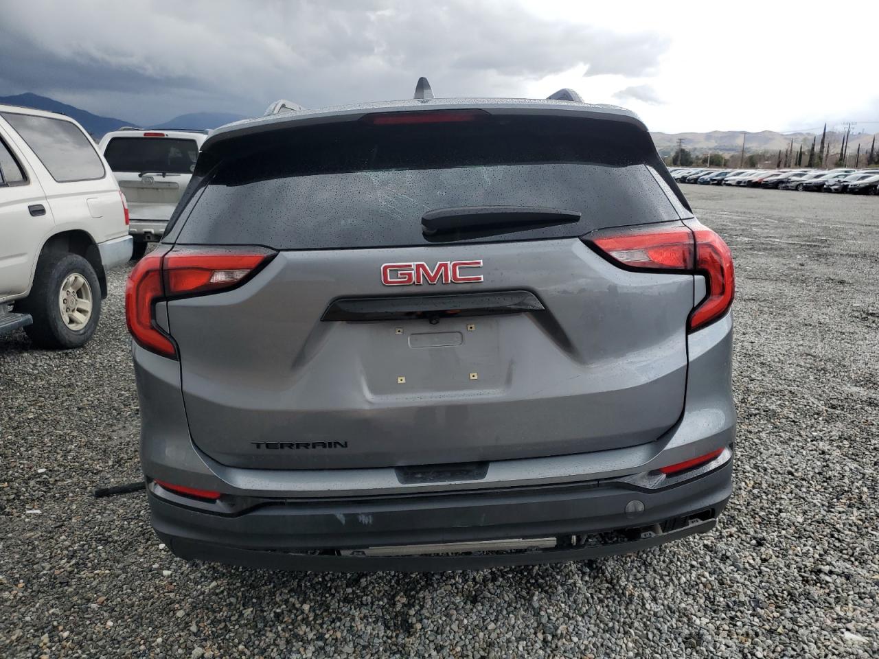 2021 GMC Terrain VIN 3GKALMEV7ML362606 Copart auction photo, front end / side damage thumbnail 6