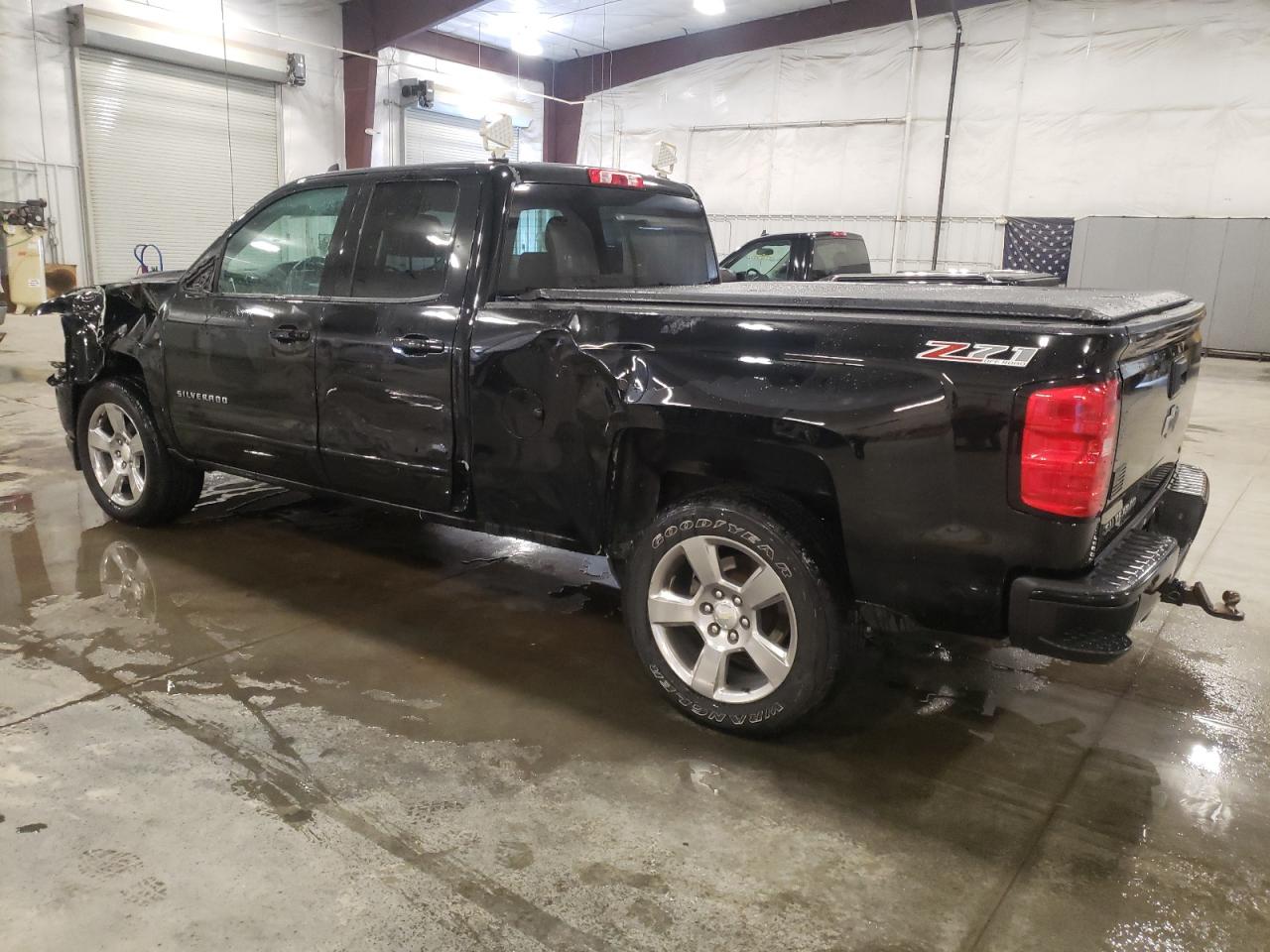 2017 Chevrolet Silverado VIN 1GCVKREC1HZ197999 Copart auction photo, front end / side damage thumbnail 2