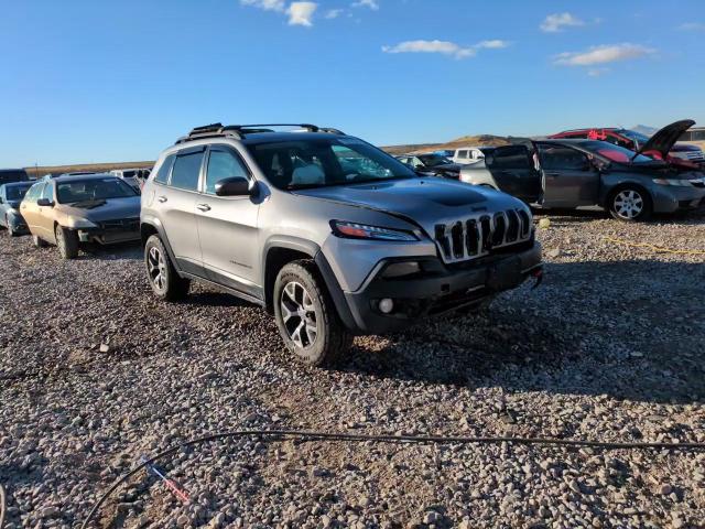 2015 Jeep Cherokee VIN 1C4PJMBS5FW570194 Copart auction photo, front end damage thumbnail 13