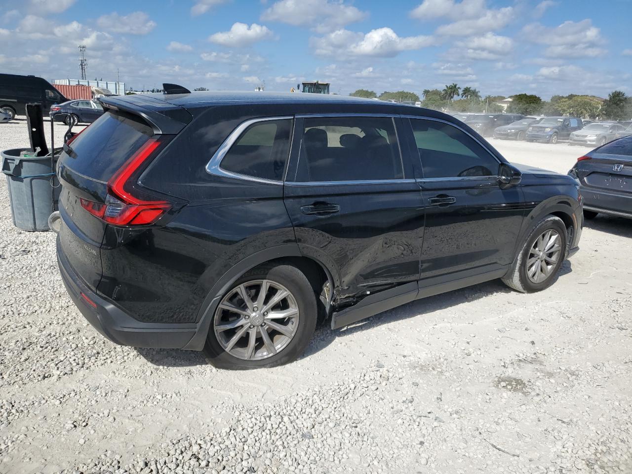 2023 Honda CR-V VIN 5J6RS3H44PL006090 Copart auction photo, side damage thumbnail 3