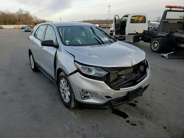 2018 Chevrolet Equinox VIN 2GNAXHEVXJ6110024 Copart auction photo, front end damage thumbnail 11