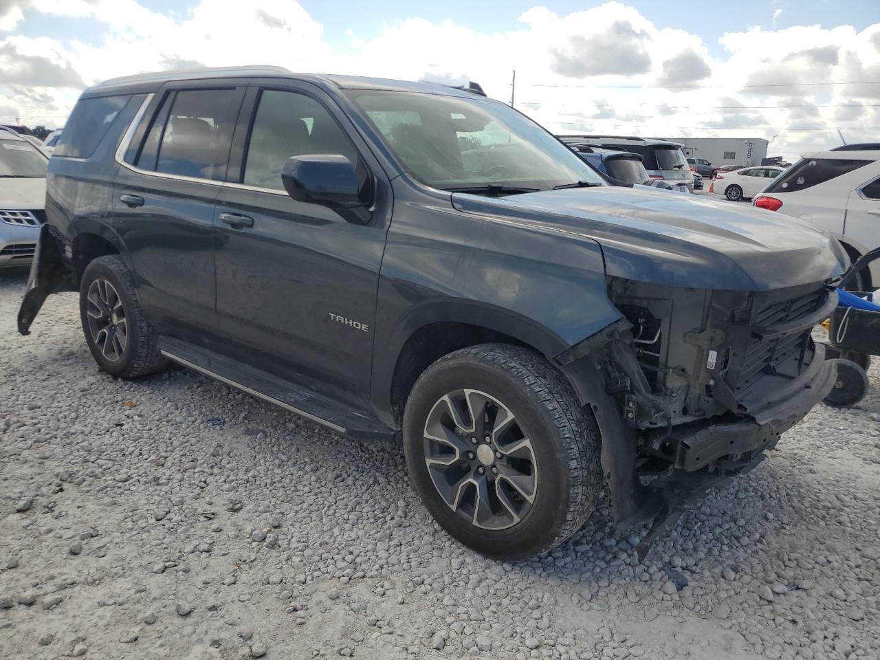 2021 Chevrolet Tahoe VIN 1GNSCMED7MR413335 Copart auction photo, all over damage thumbnail 4