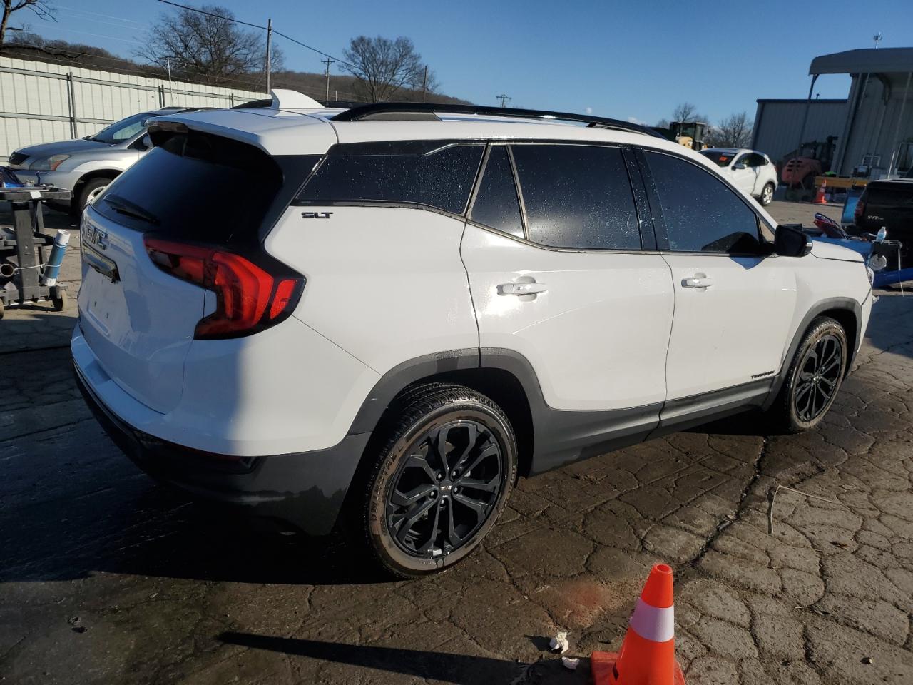 2020 GMC Terrain VIN 3GKALPEV4LL307658 Copart auction photo, front end damage thumbnail 3