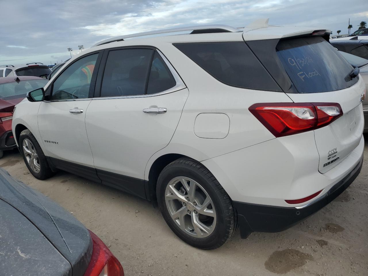 2021 Chevrolet Equinox VIN 3GNAXXEV1MS160116 Copart auction photo, water/flood damage thumbnail 2
