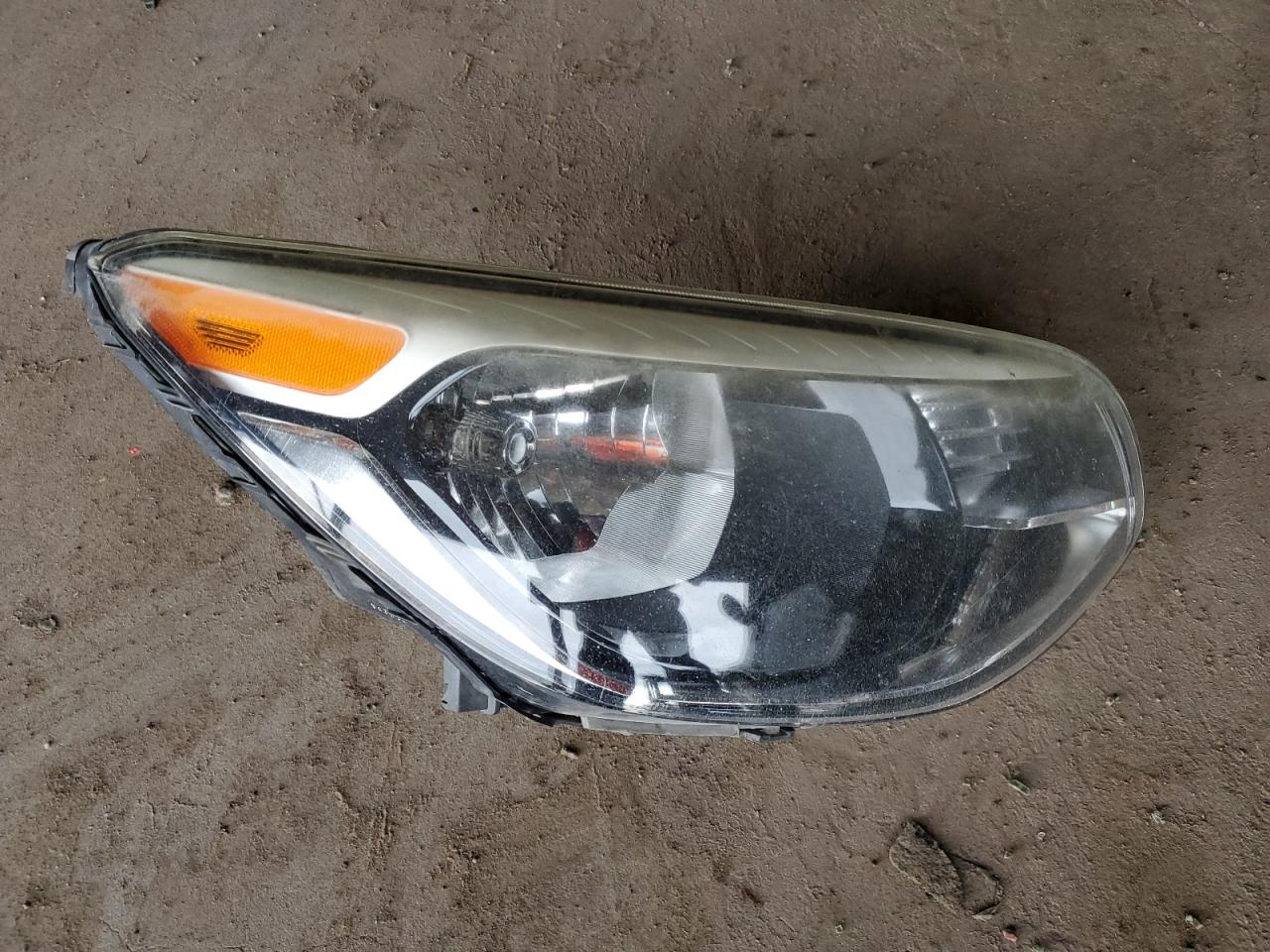 2015 KIA Soul VIN KNDJN2A2XF7800239 Copart auction photo, front end / minor dent/scratches damage thumbnail 12