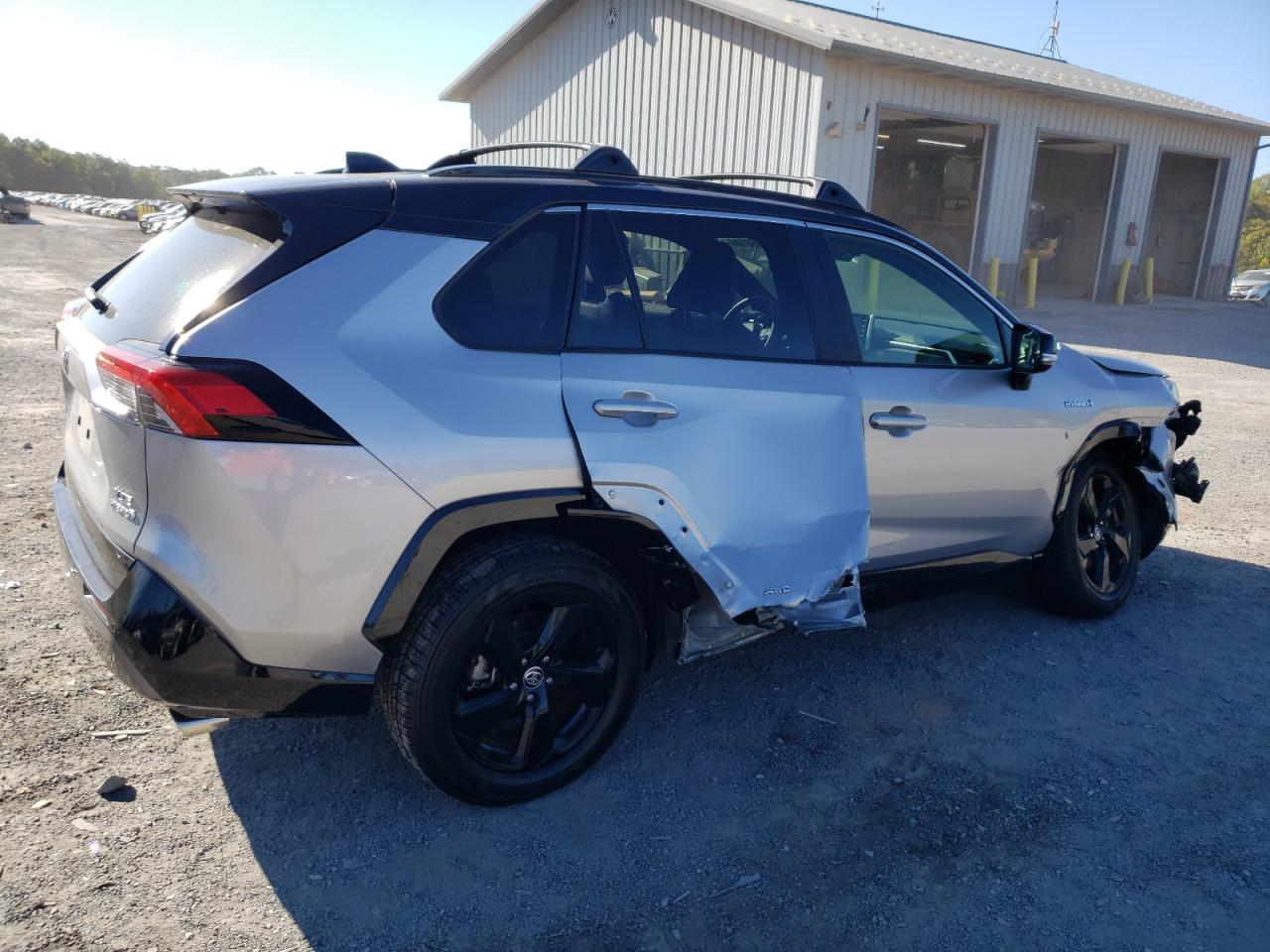 2020 Toyota RAV 4 VIN JTMEWRFV9LJ042161 Copart auction photo, side / front end damage thumbnail 3