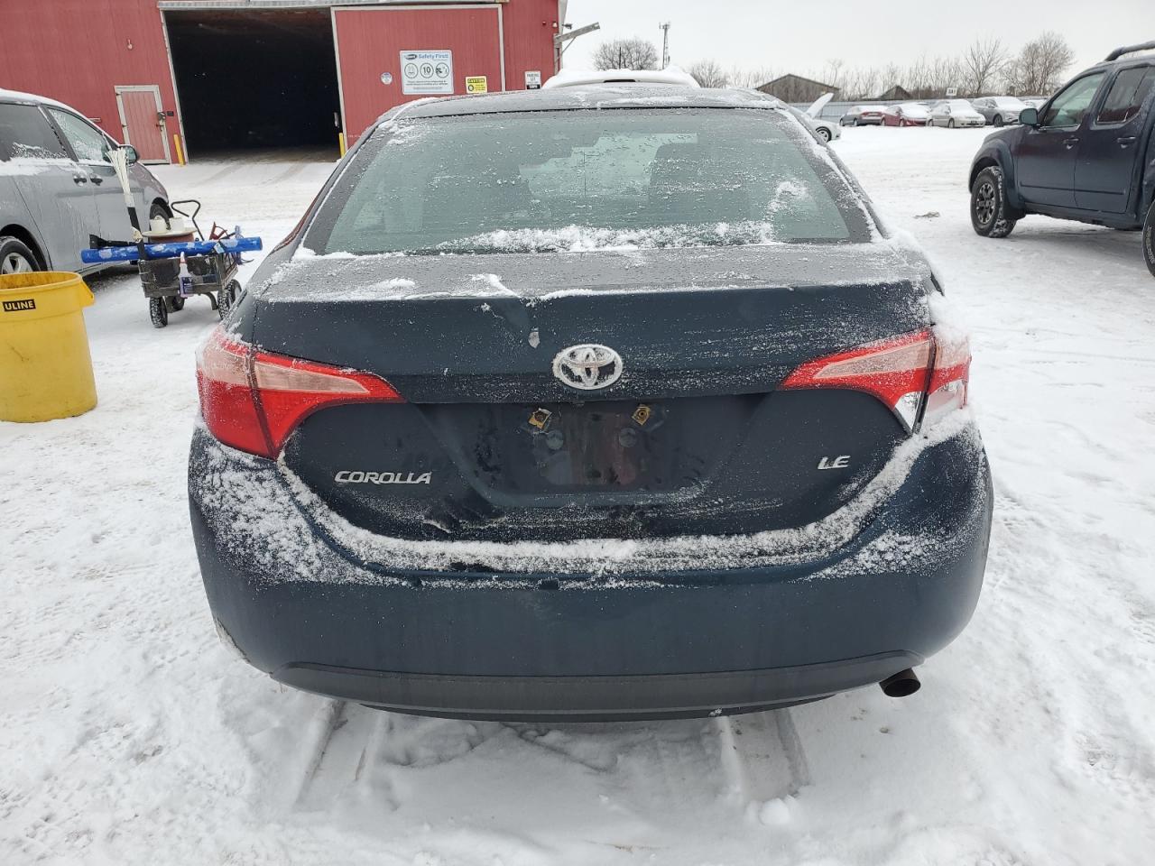 2018 Toyota Corolla VIN 2T1BURHE2JC009467 Copart auction photo, front end / side damage thumbnail 6