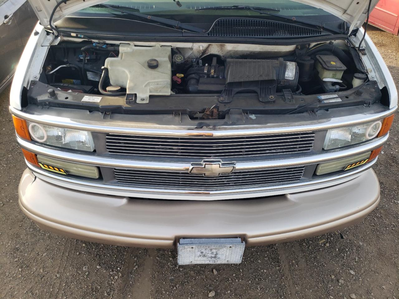 2002 Chevrolet Express VIN 1GBFG15R721227867 Copart auction photo, minor dent/scratches damage thumbnail 12