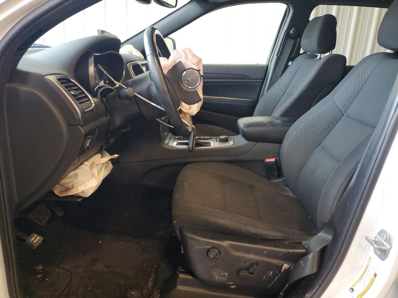 2018 Jeep Grand Cherokee VIN 1C4RJFAG7JC467225 Copart auction photo, front end damage thumbnail 7