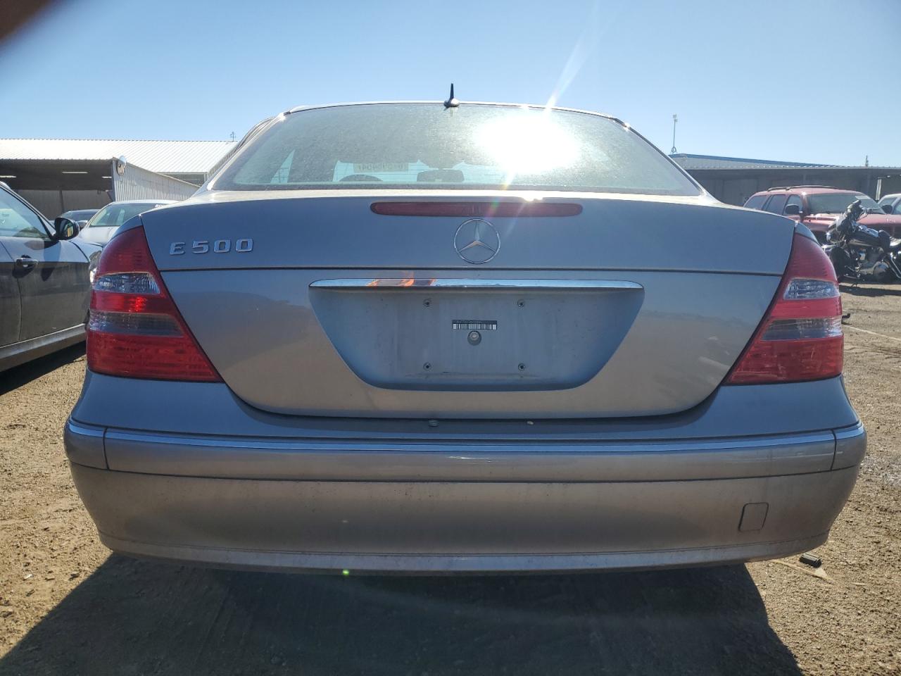 2005 Mercedes-Benz E-klasse VIN WDBUF70J25A699665 Copart auction photo, side damage thumbnail 6