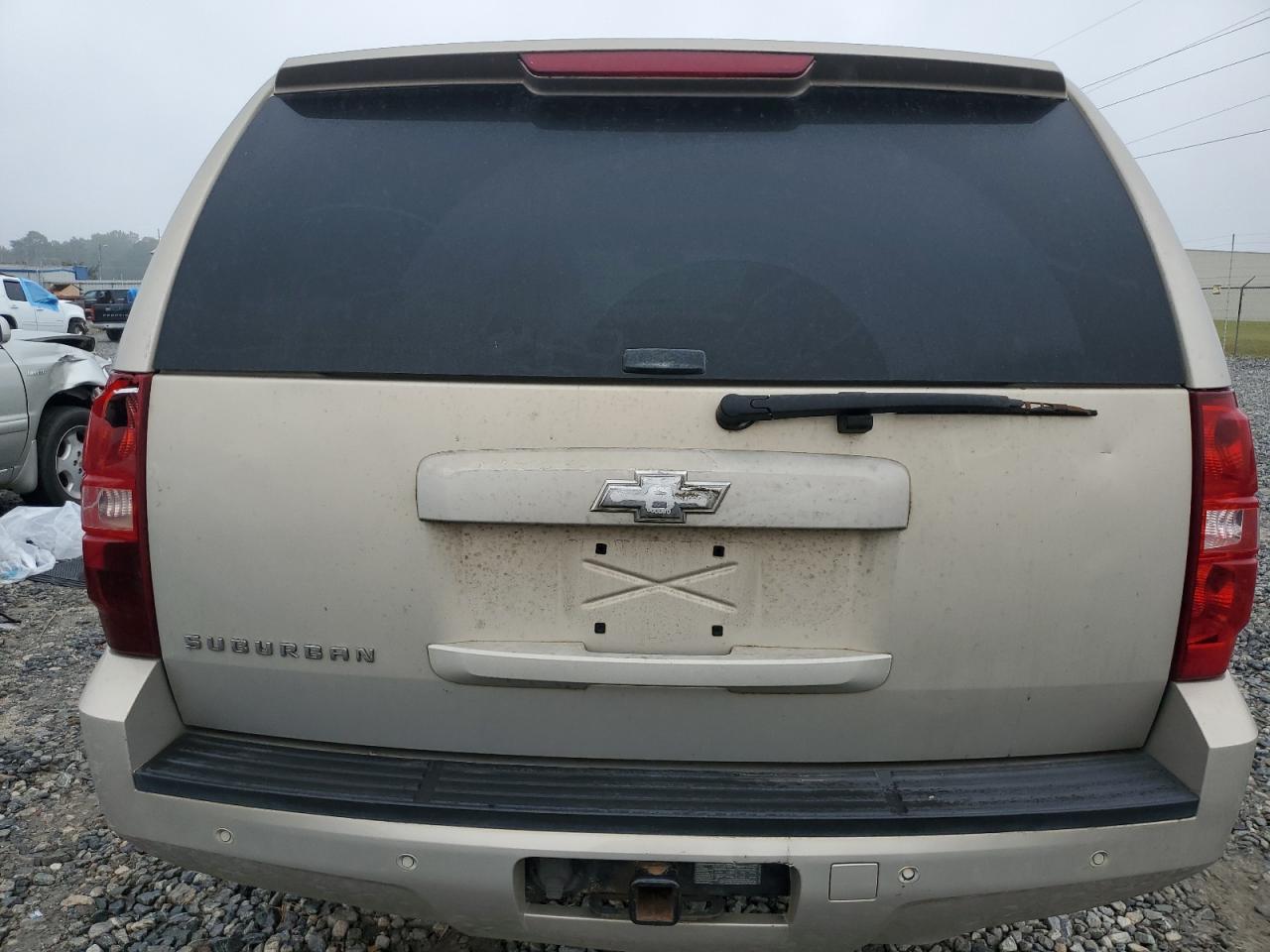 2008 Chevrolet Suburban VIN 3GNFC16J38G244554 Copart auction photo, front end / minor dent/scratches damage thumbnail 6