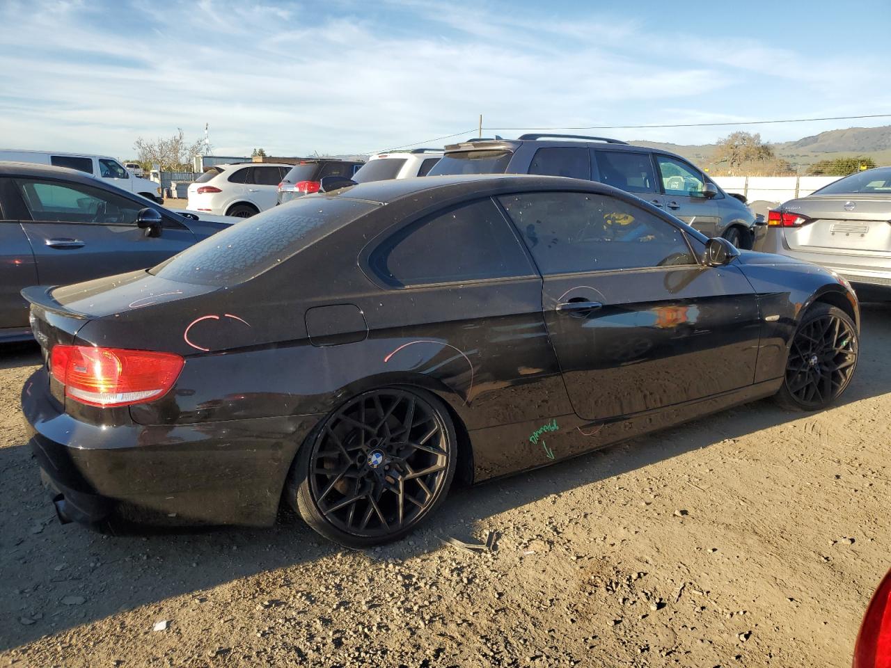 2009 BMW 3er VIN WBAWB73569P045563 Copart auction photo, undercarriage damage thumbnail 3