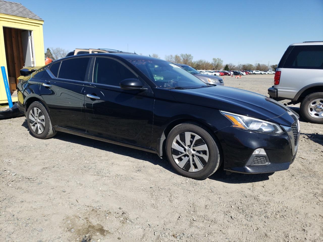 2020 Nissan Altima VIN 1N4BL4BV2LC168439 Copart auction photo, rear end / side damage thumbnail 4