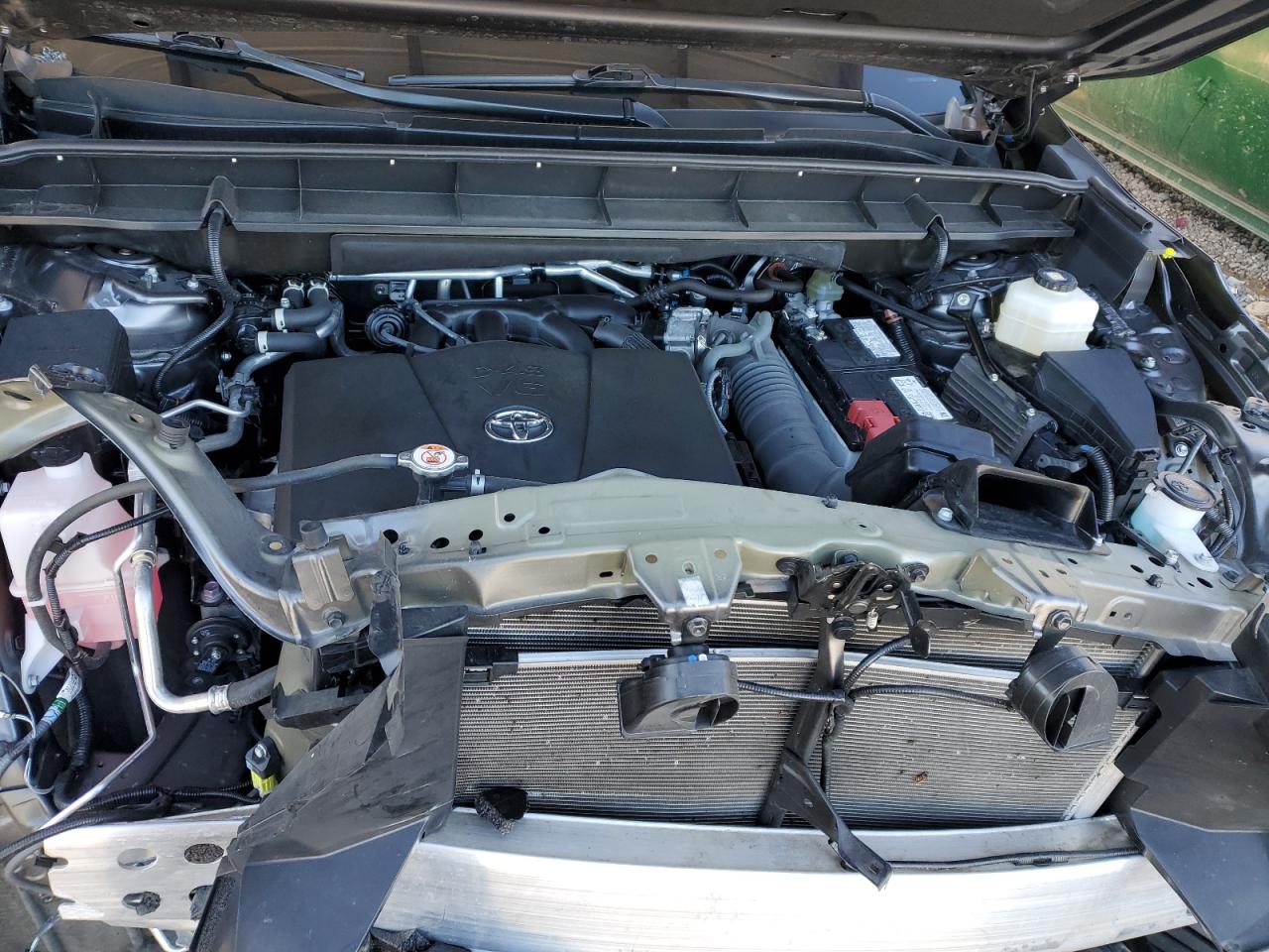 2022 Toyota Highlander VIN 5TDGZRAH3NS560001 Copart auction photo, front end damage thumbnail 11