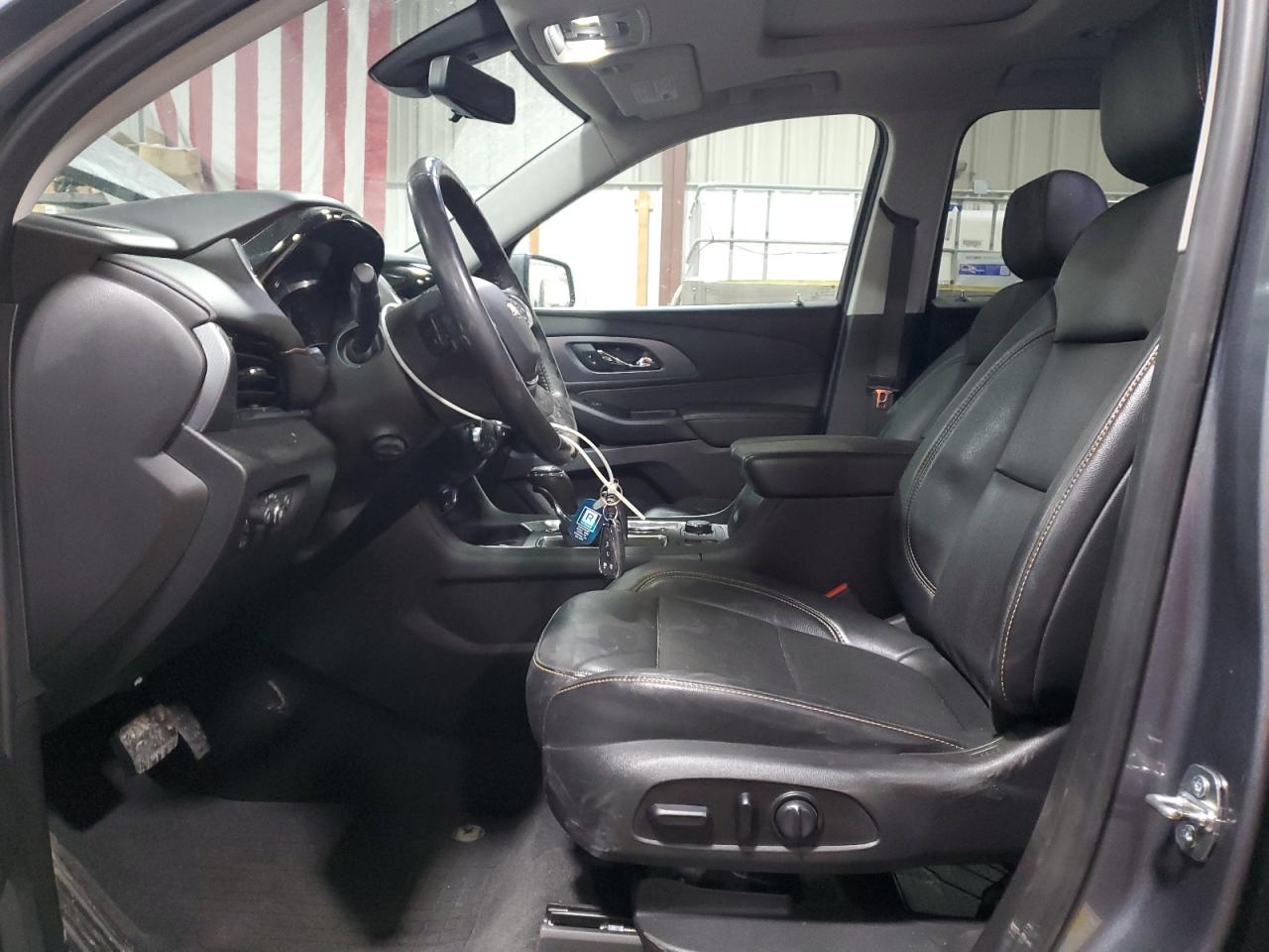2019 Chevrolet Traverse VIN 1GNEVKKW1KJ169081 Copart auction photo, rear end / side damage thumbnail 7