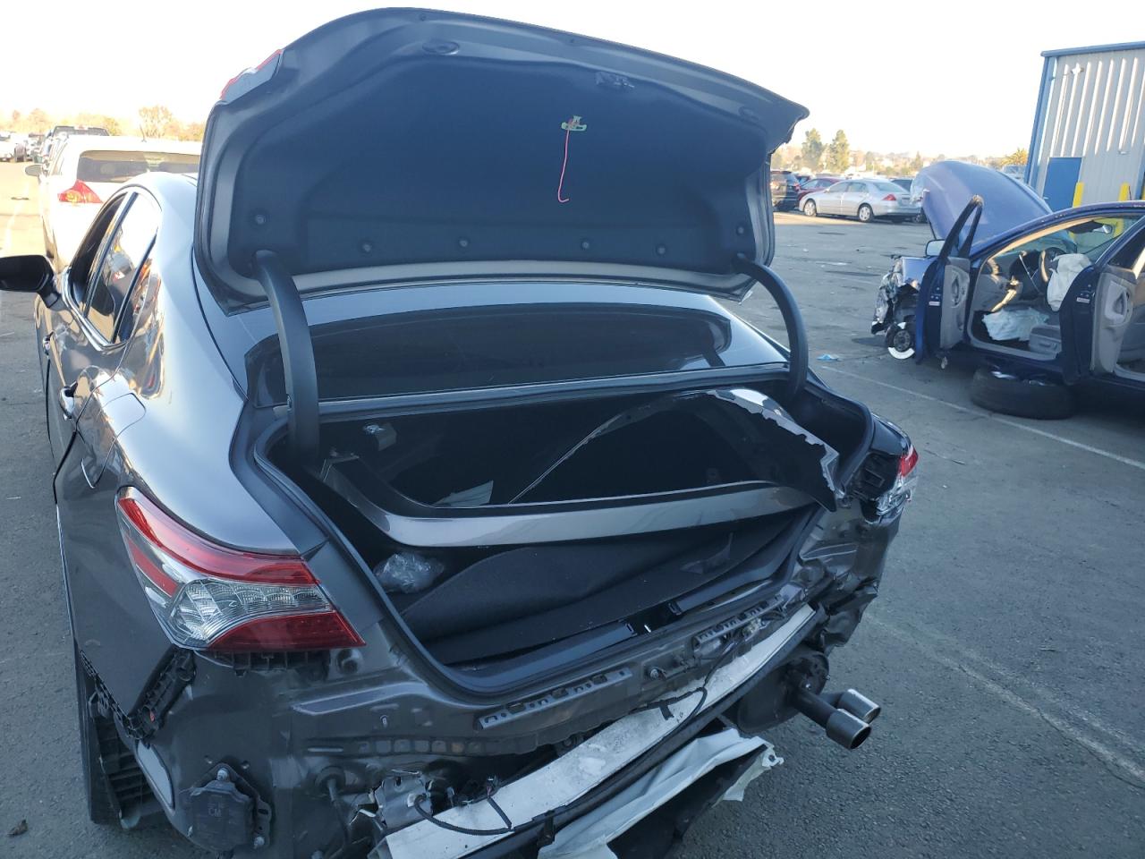 2018 Toyota Camry VIN 4T1BZ1HK7JU007026 Copart auction photo, all over damage thumbnail 6