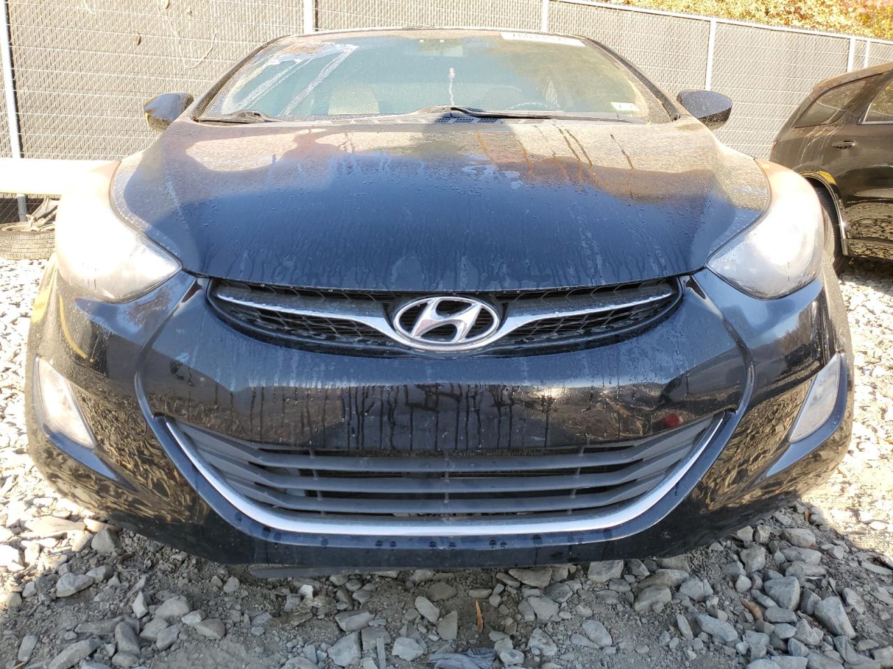 2012 Hyundai Elantra VIN 5NPDH4AE8CH132068 Copart auction photo, vandalism damage thumbnail 5