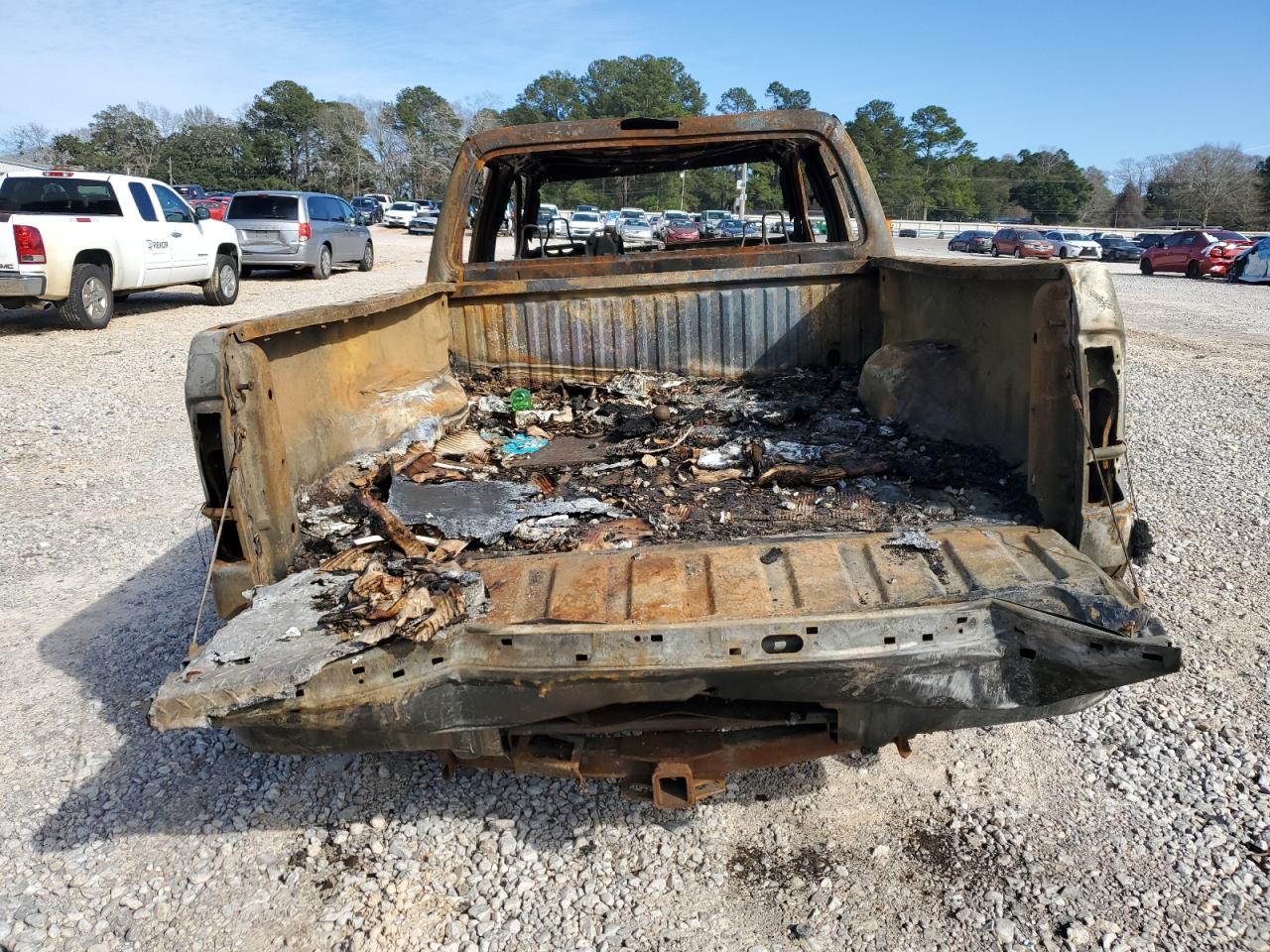 2015 Ford F250 VIN 1FT7W2B66FEA75033 Copart auction photo, burn damage thumbnail 6