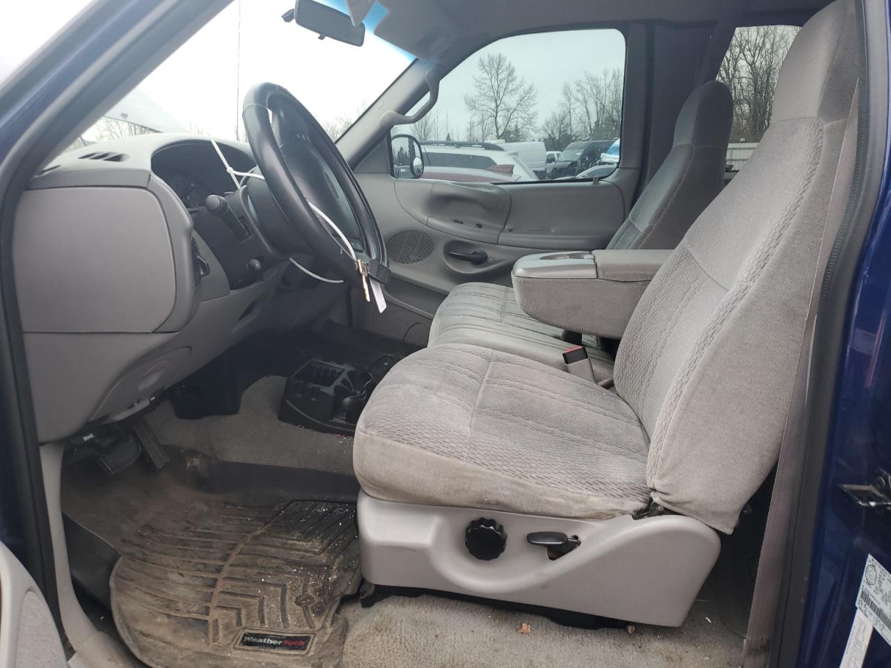 1998 Ford F-150 VIN 2FTRX18L0WCB15125 Copart auction photo, front end damage thumbnail 7