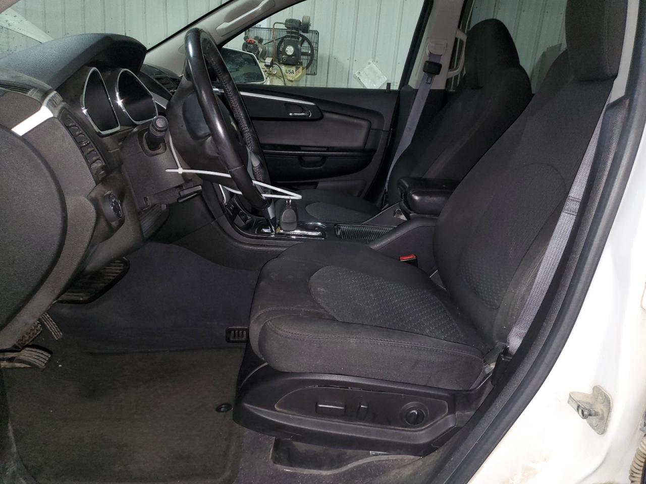 2011 Chevrolet Traverse VIN 1GNKVJED1BJ341777 Copart auction photo, front end damage thumbnail 7