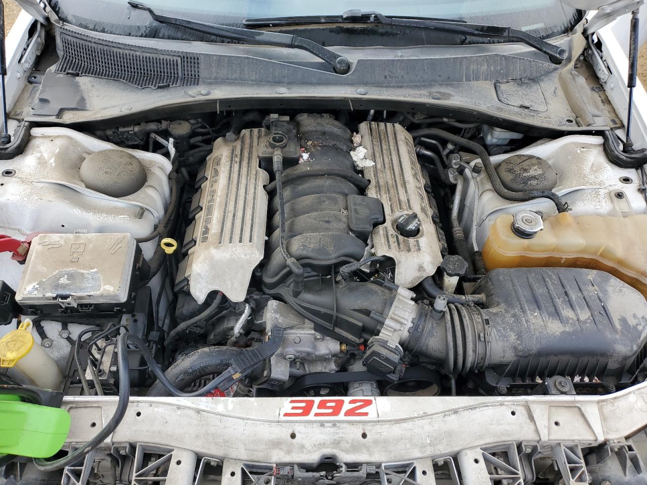 2013 Chrysler 300 VIN 2C3CCAFJ7DH567824 Copart auction photo, front end / minor dent/scratches damage thumbnail 11