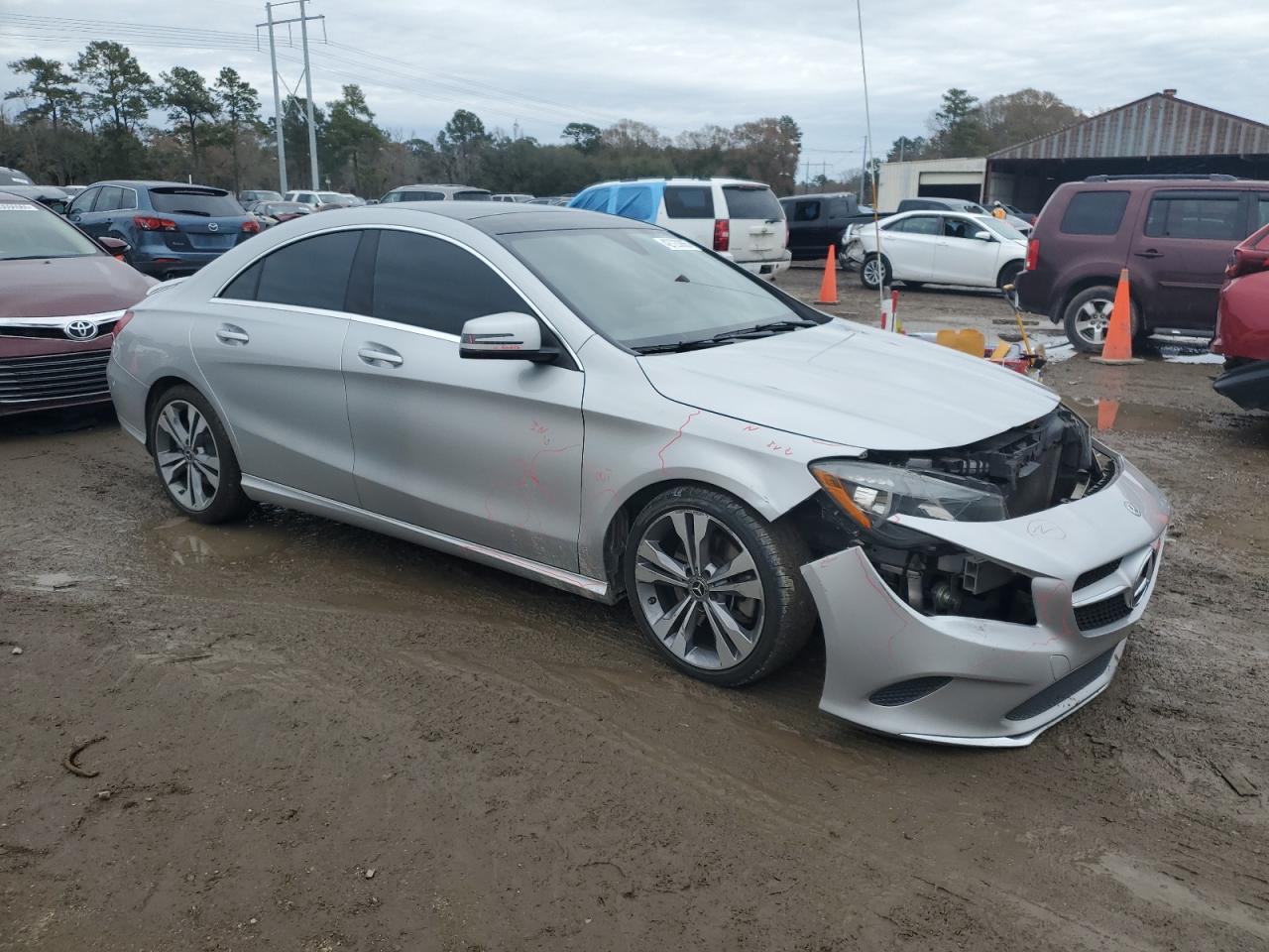 2018 Mercedes-Benz CLA-klasse VIN WDDSJ4EB5JN570545 Copart auction photo, front end damage thumbnail 4