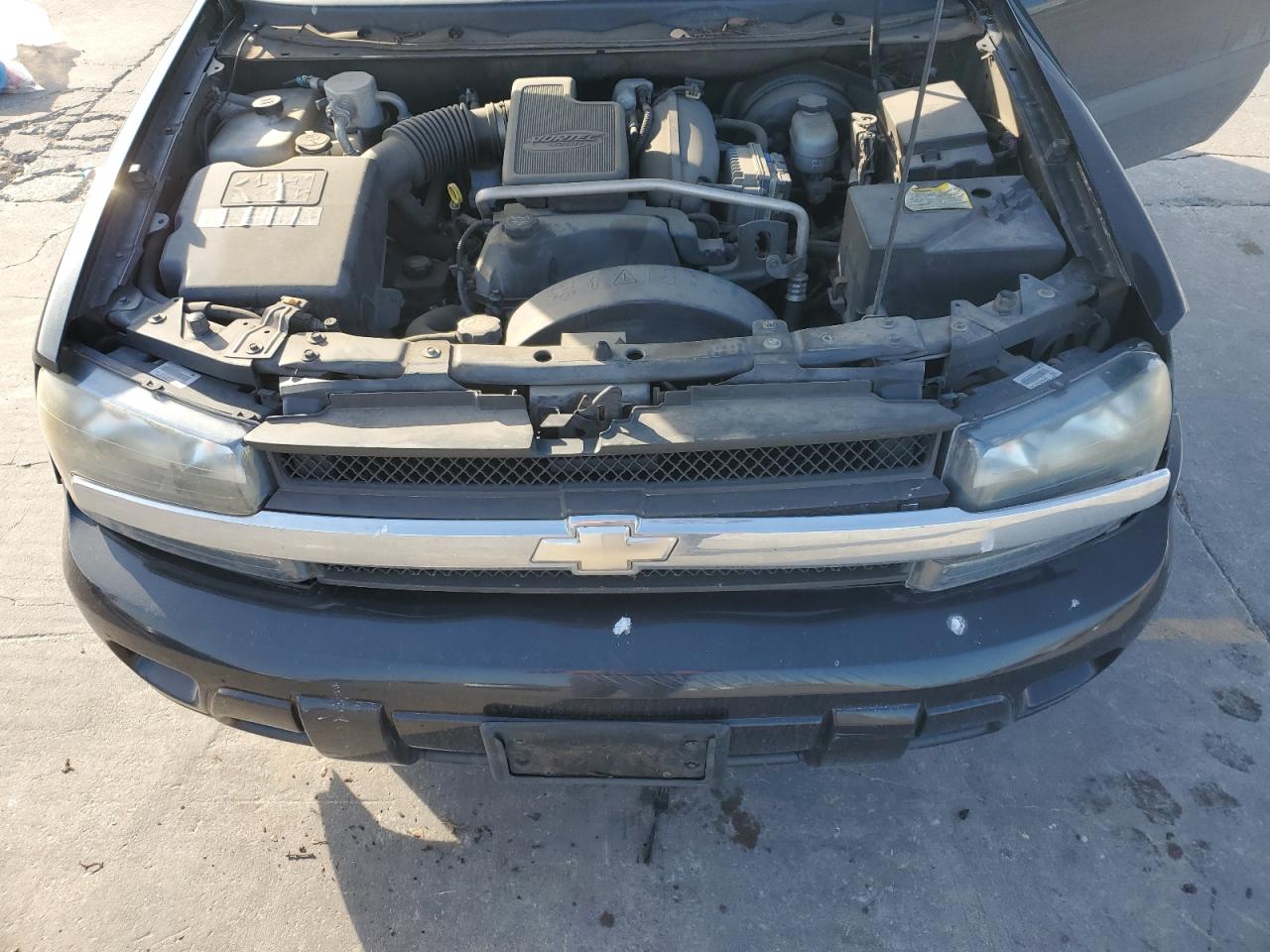 2005 Chevrolet TrailBlazer VIN 1GNDS13S652357524 Copart auction photo, front end damage thumbnail 14