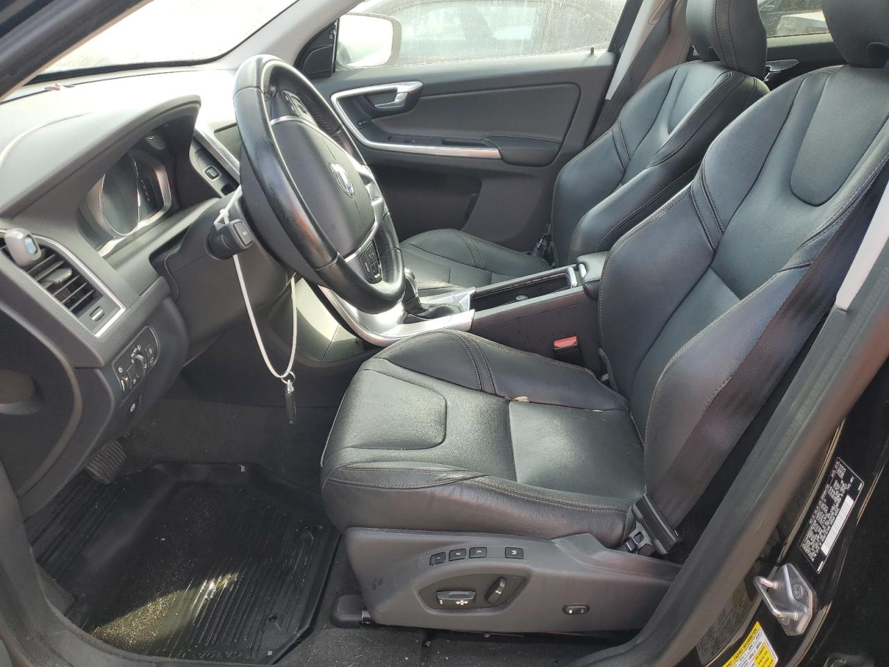 2017 Volvo XC60 VIN YV440MDR3H2034688 Copart auction photo, water/flood damage thumbnail 7
