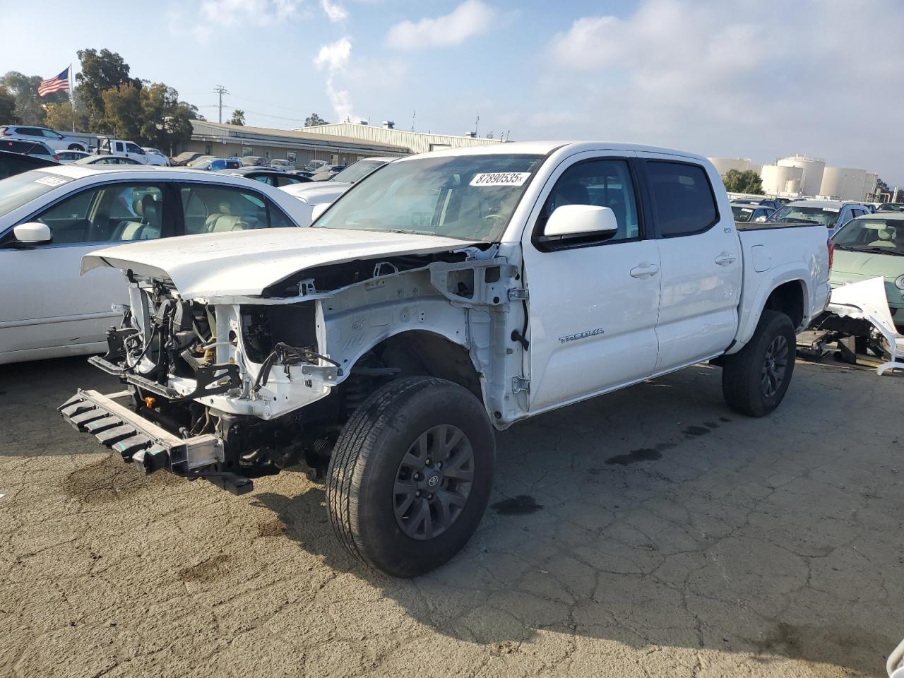 2022 Toyota Tacoma VIN 3TMAZ5CN1NM191818