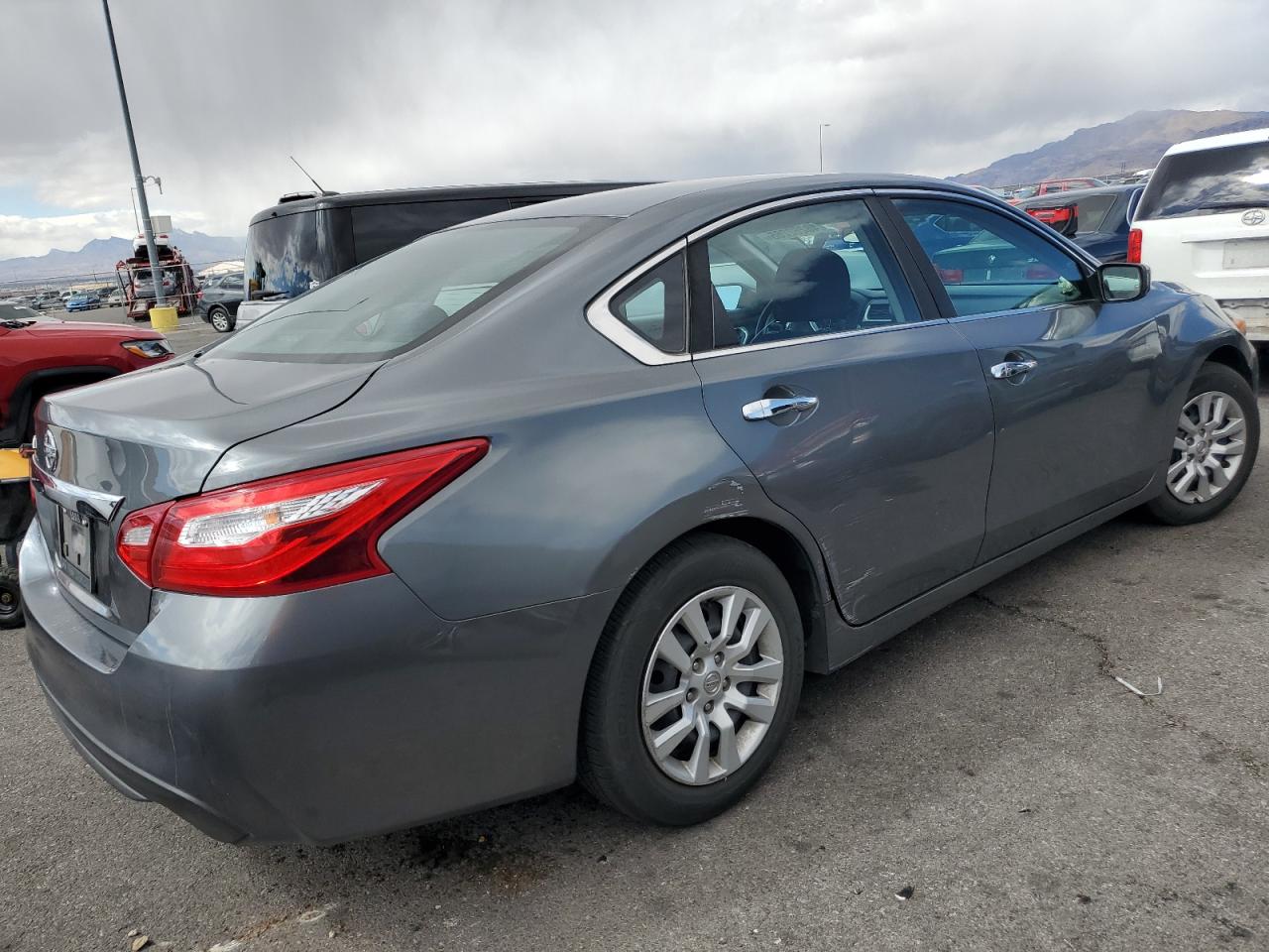 2016 Nissan Altima VIN 1N4AL3AP4GN324600 Copart auction photo, rear end / side damage thumbnail 3