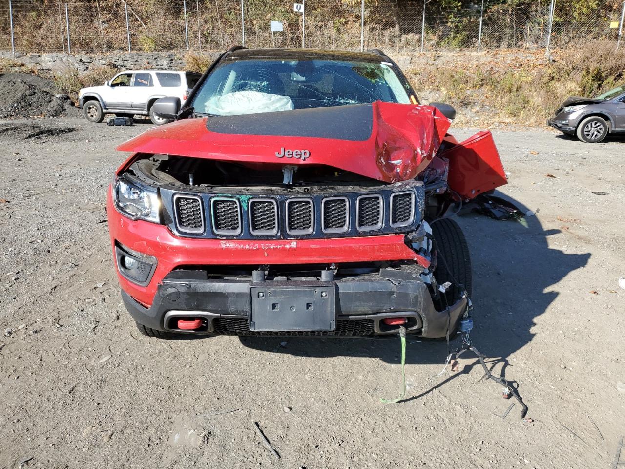 2019 Jeep Compass VIN 3C4NJDDB4KT836096 Copart auction photo, front end / minor dent/scratches damage thumbnail 5