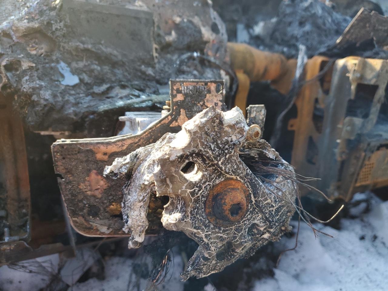 2013 Ford F-150 VIN 1FTFW1EF9DKE01522 Copart auction photo, burn damage thumbnail 9