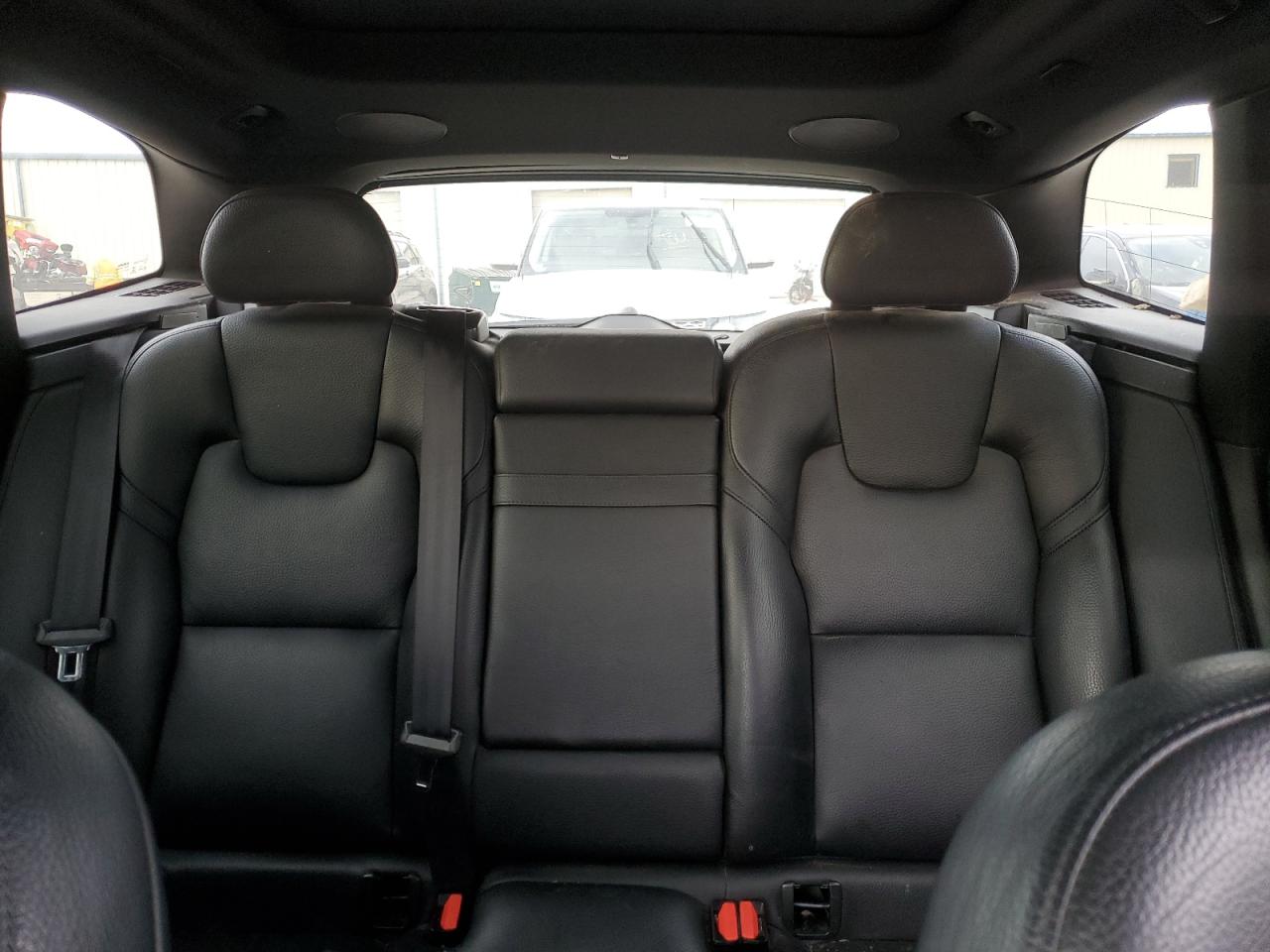 2019 Volvo XC60 VIN LYVBR0DK2KB263803 Copart auction photo, undercarriage / front end damage thumbnail 10