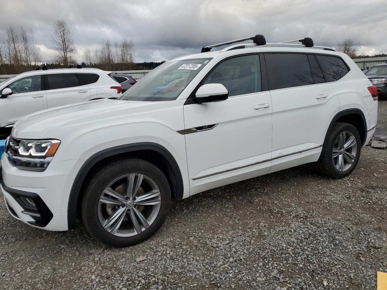 2018 Volkswagen Atlas VIN 1V2RR2CA4JC529883