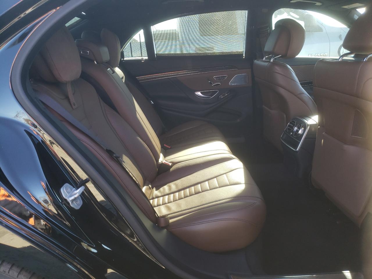 2015 Mercedes-Benz S-klasse VIN WDDUG8CB8FA186291 Copart auction photo, undercarriage damage thumbnail 10