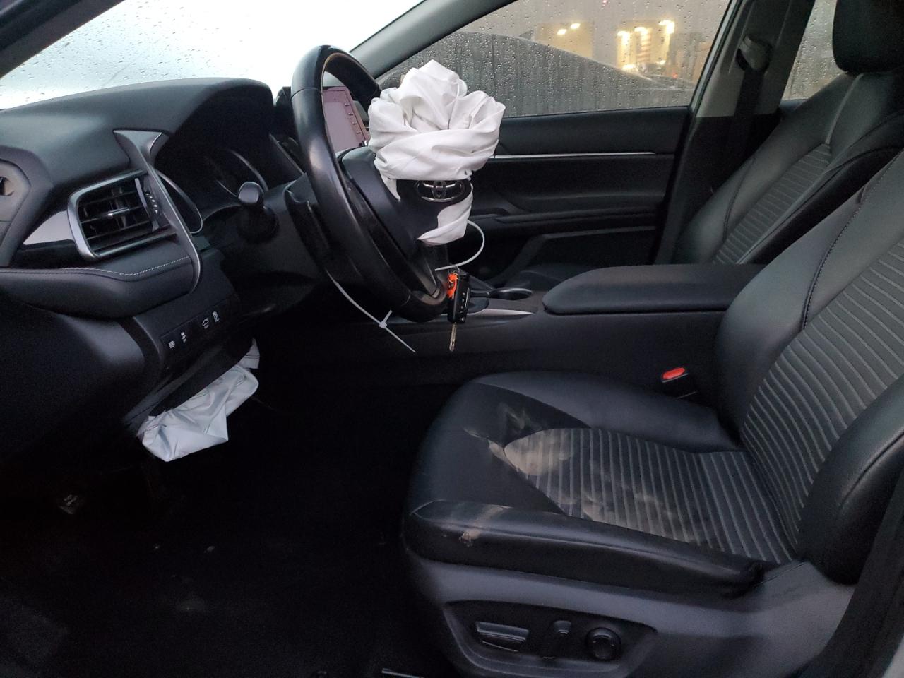 2021 Toyota Camry VIN 4T1G11AK8MU405745 Copart auction photo, front end damage thumbnail 7