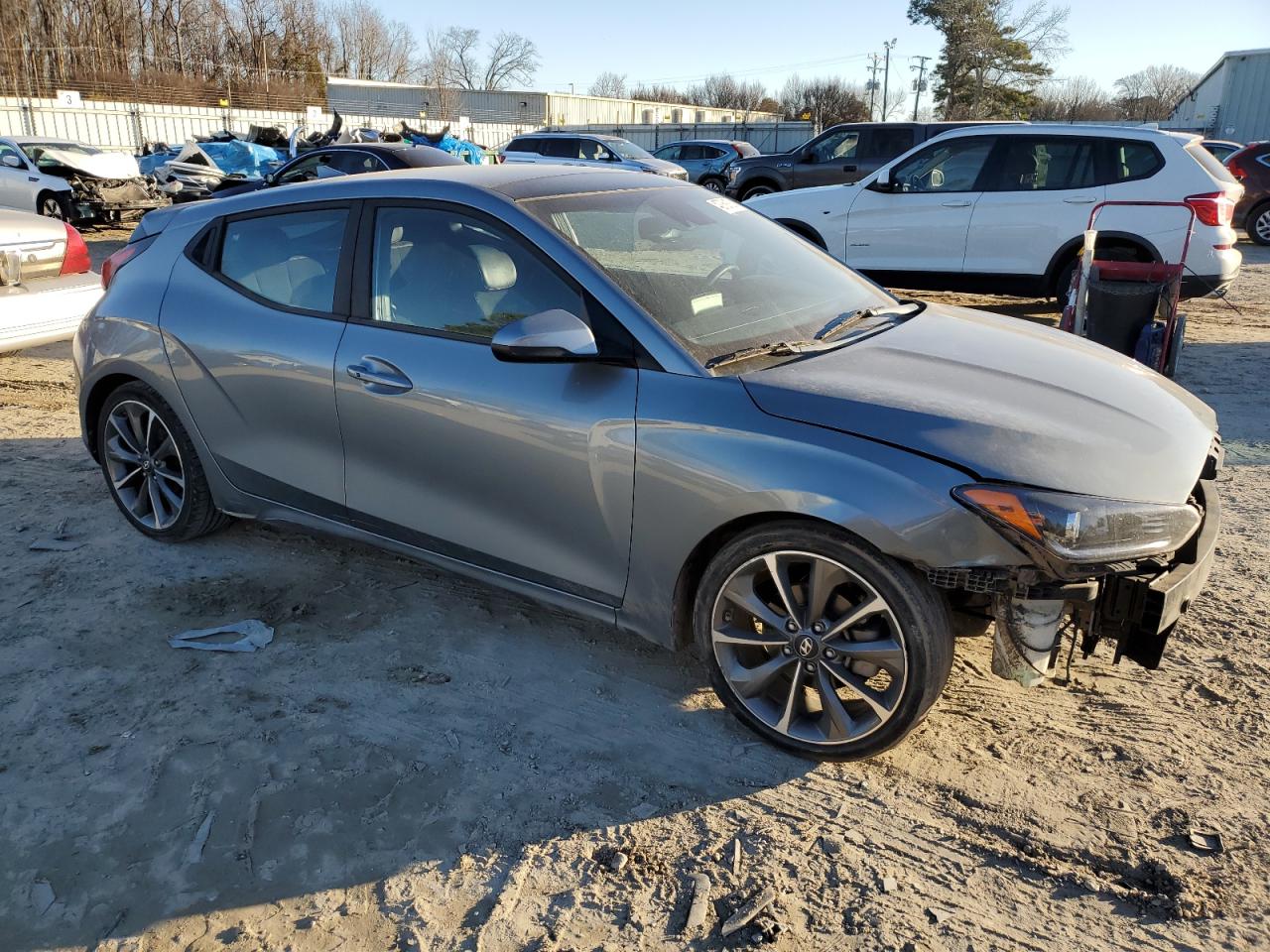 2020 Hyundai Veloster VIN KMHTG6AF2LU022069 Copart auction photo, front end / side damage thumbnail 4