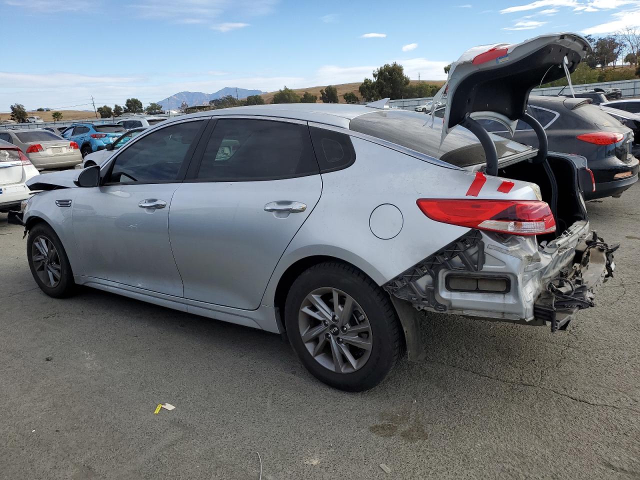 2019 KIA Optima VIN 5XXGT4L34KG347660 Copart auction photo, front end / rear end damage thumbnail 2