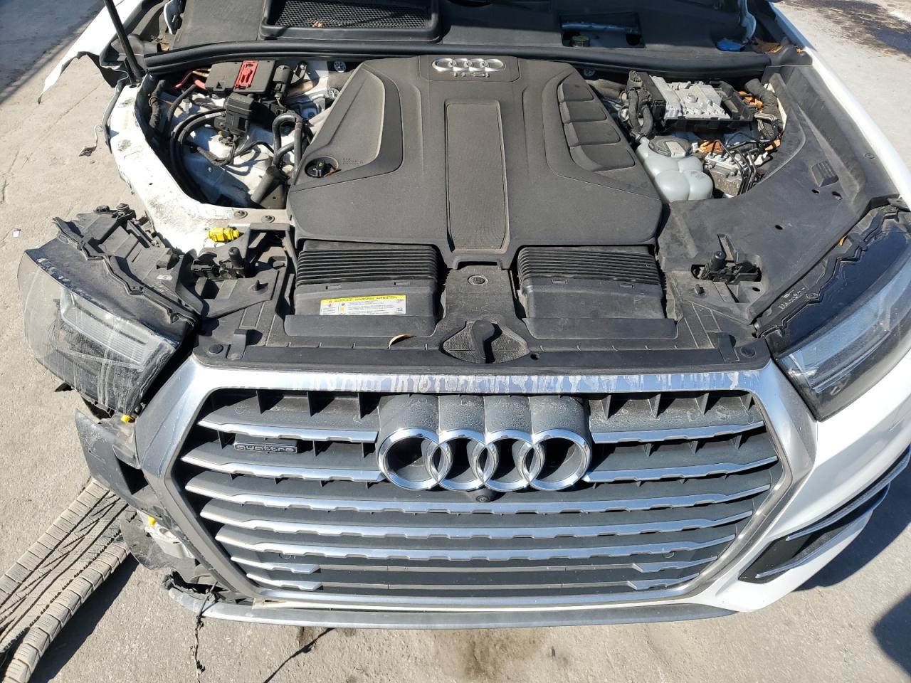 2017 Audi Q7 VIN WA1LHAF70HD046054 Copart auction photo, front end damage thumbnail 13