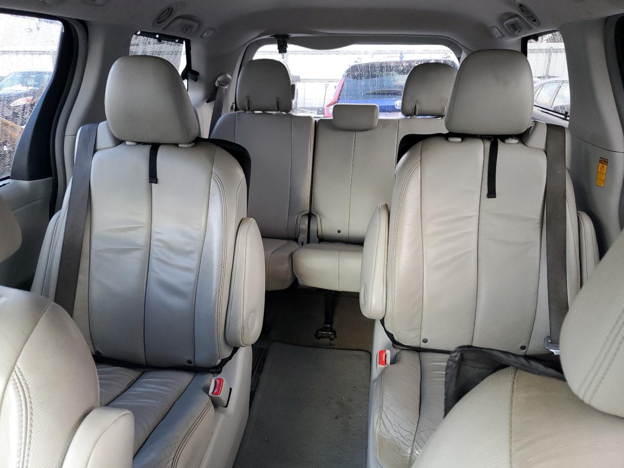 2014 Toyota Sienna VIN 5TDDK3DC0ES091440 Copart auction photo, front end damage thumbnail 10