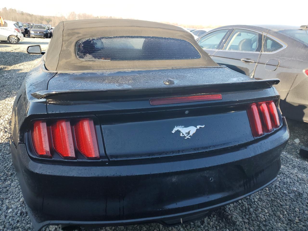 2016 Ford Mustang VIN 1FATP8UH7G5292501 Copart auction photo, front end damage thumbnail 6