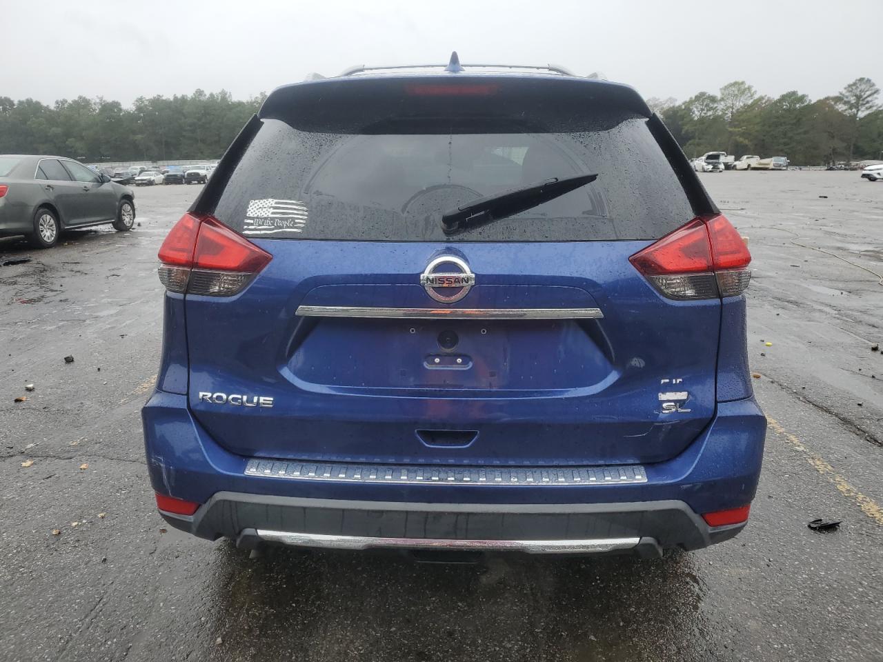 2017 Nissan Rogue VIN 5N1AT2MT4HC749983 Copart auction photo, front end damage thumbnail 6