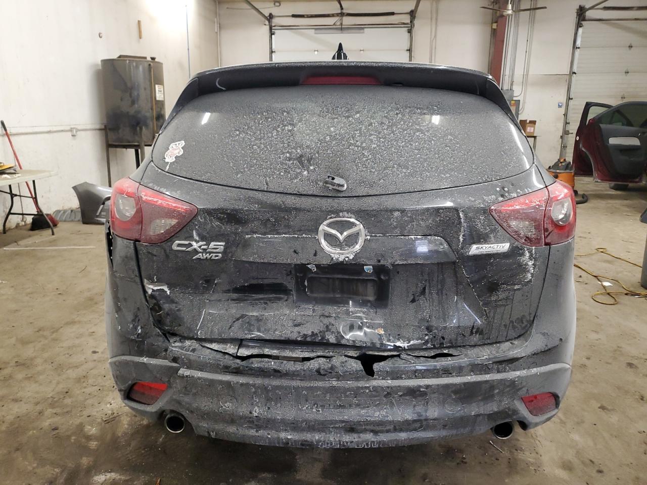 2016 Mazda CX-5 VIN JM3KE4DY0G0850875 Copart auction photo, front end / rear end damage thumbnail 6
