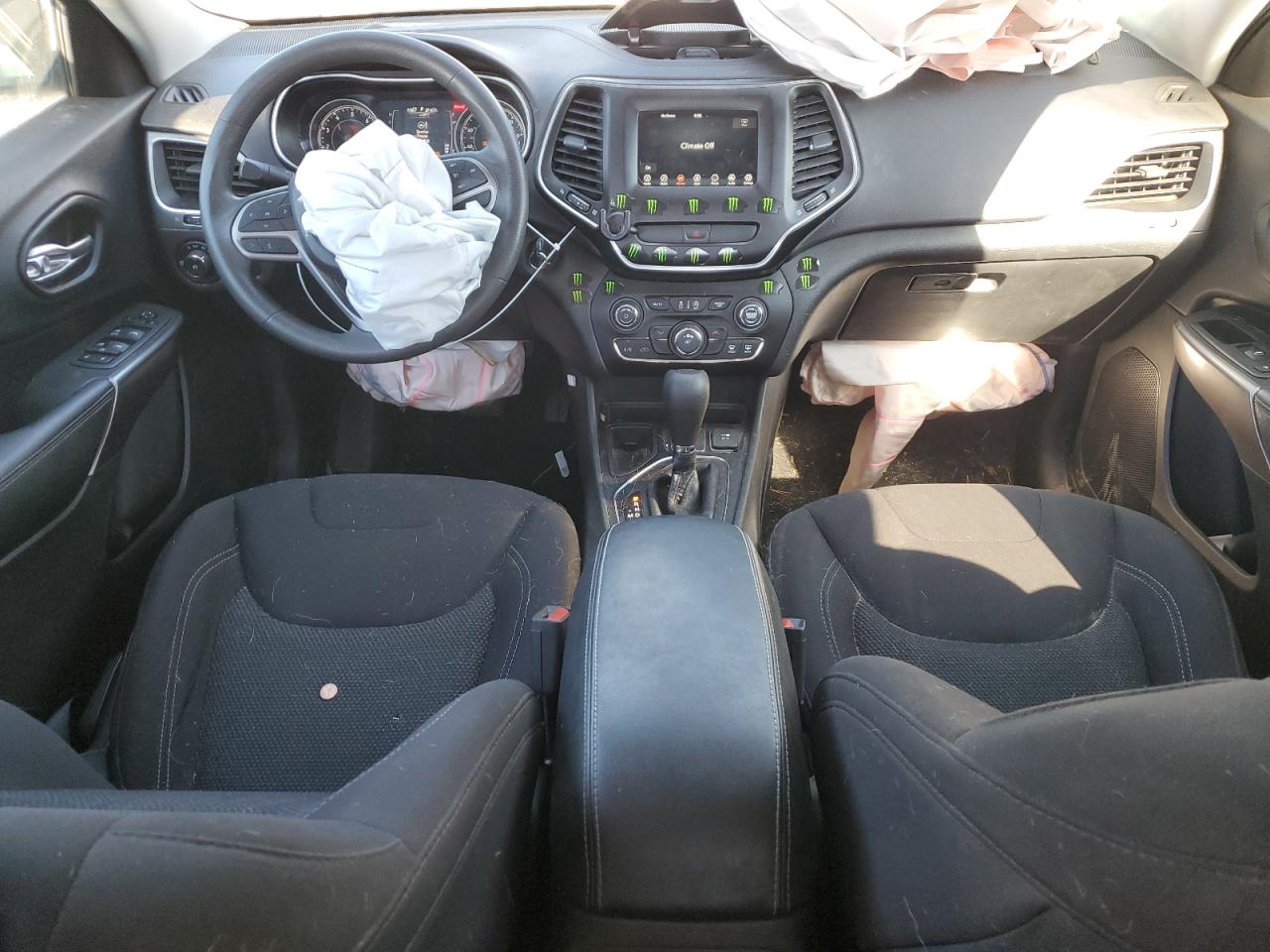 2019 Jeep Grand Cherokee VIN 1C4PJLCB9KD122913 Copart auction photo, front end damage thumbnail 8