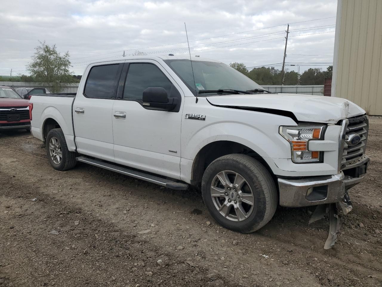 2015 Ford F-150 VIN 1FTEW1CP5FKD08331 Copart auction photo, side / front end damage thumbnail 4